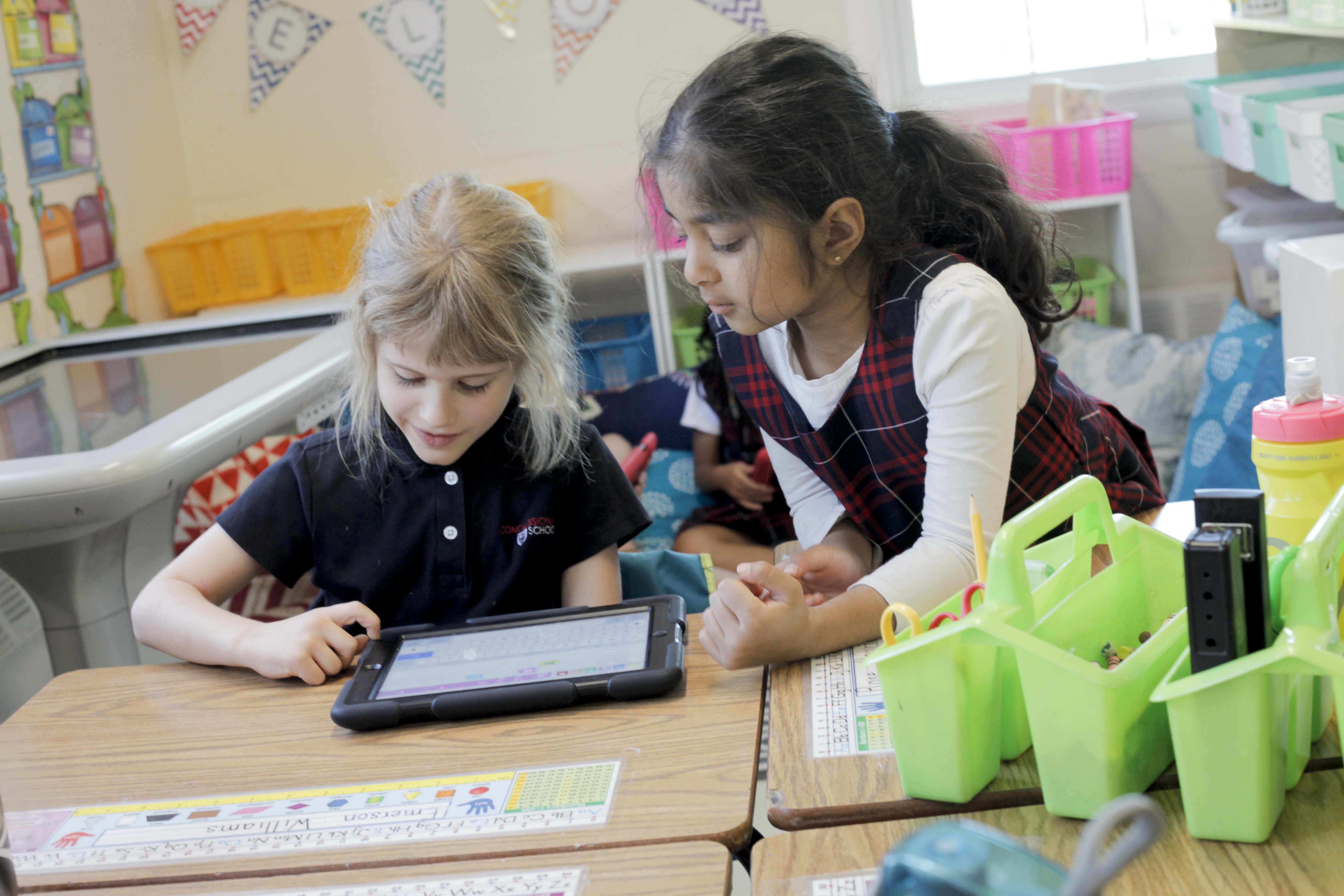 _MG_5677_1 students ipad