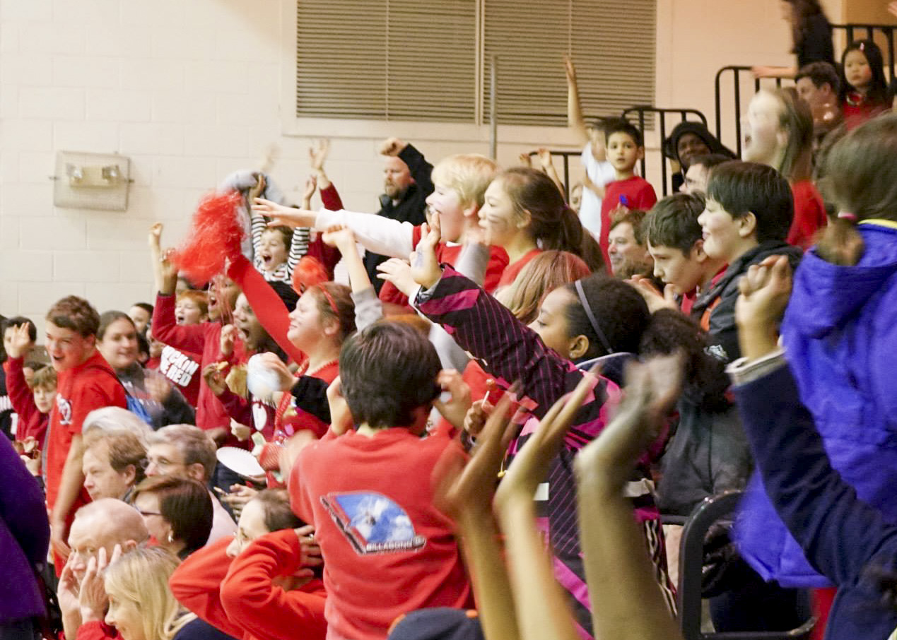 homecoming crowd cheer